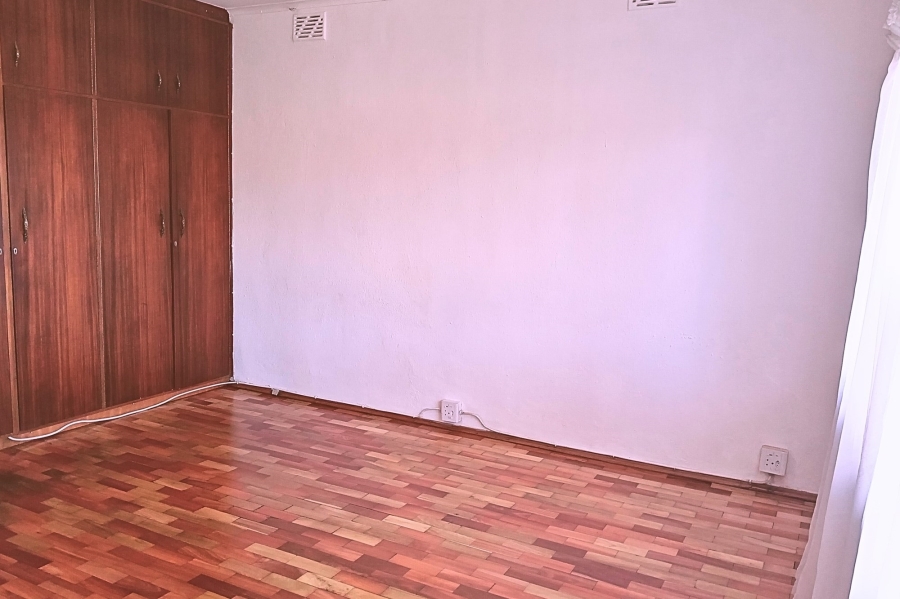 4 Bedroom Property for Sale in Chrismar Western Cape